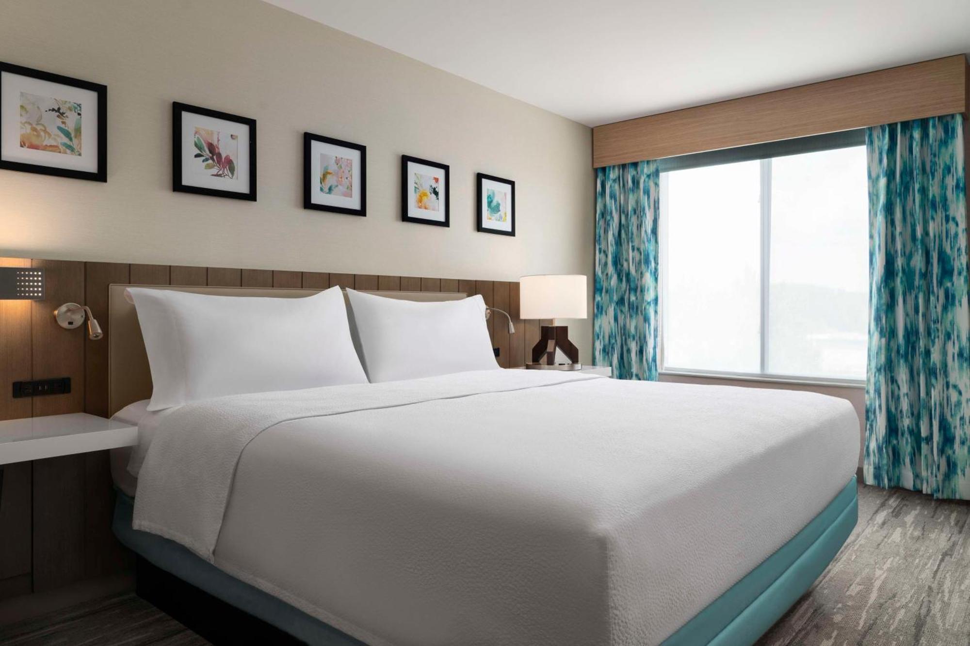 Hilton Garden Hotel 3*